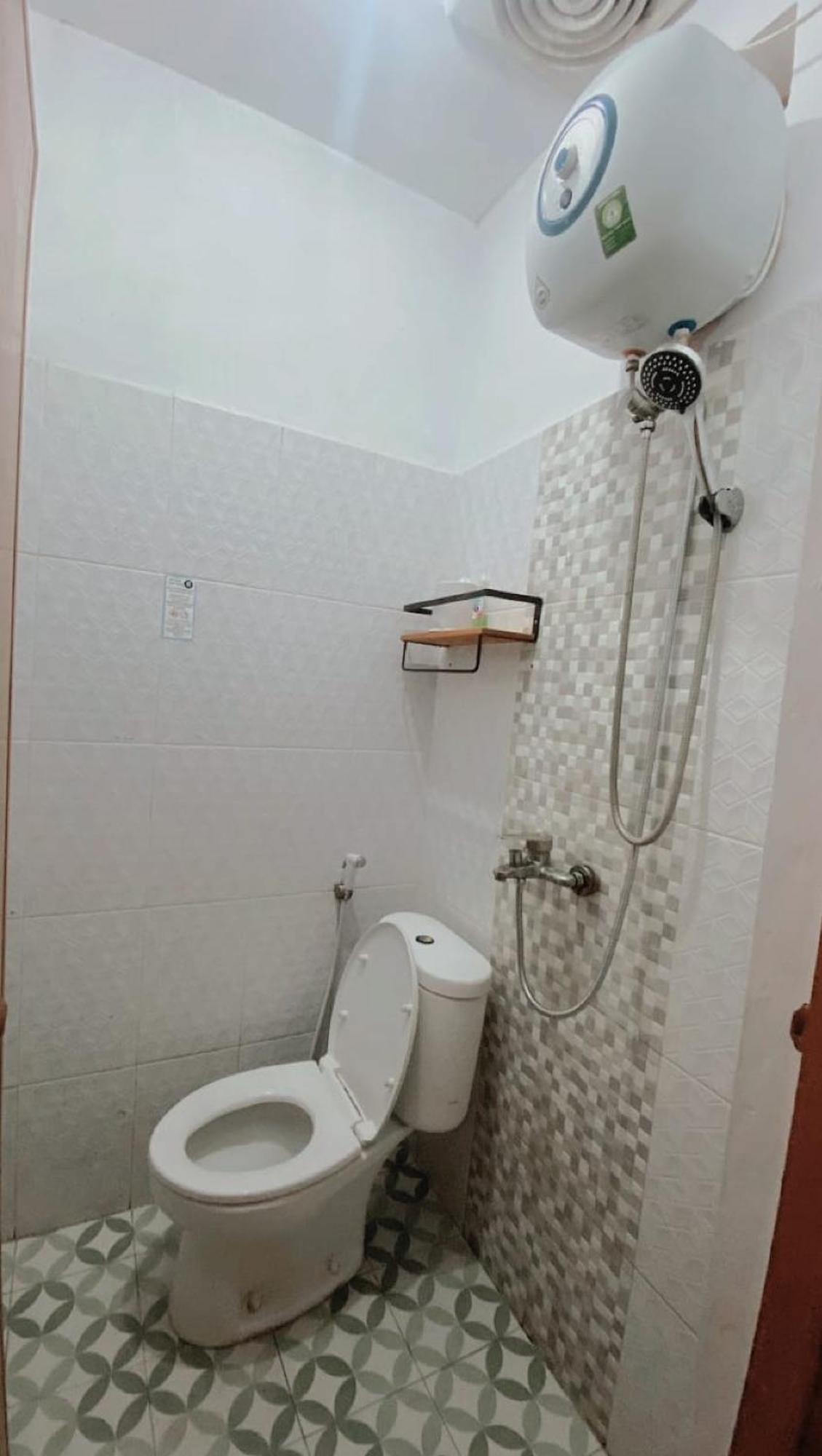 Dyaza Lv Grogol Rumah tetamu
