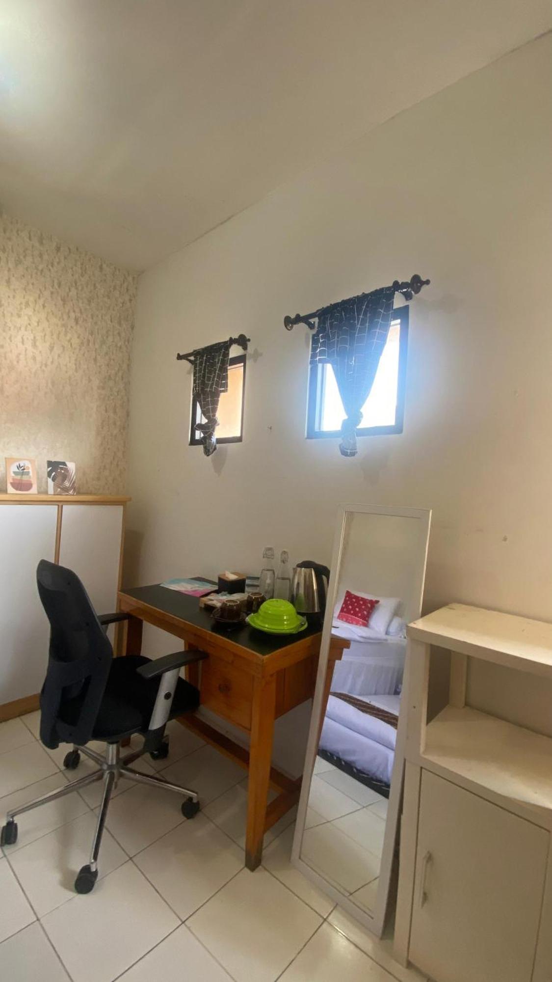 Rumah tetamu Dyaza Lv Grogol Jakarta